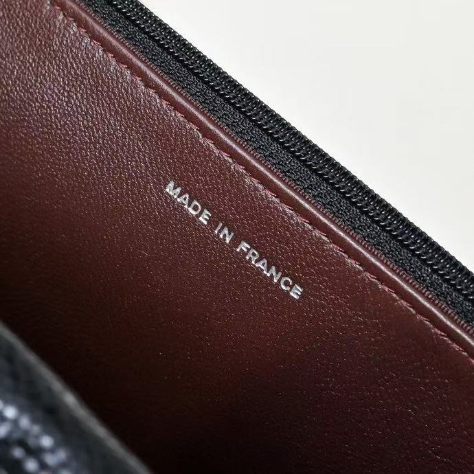 0c2320d2df45a0d2050e54c6bac27d20_1756462382_7073.jpg 0c2320d2df45a0d2050e54c6bac27d20_1756462382_7073.jpg