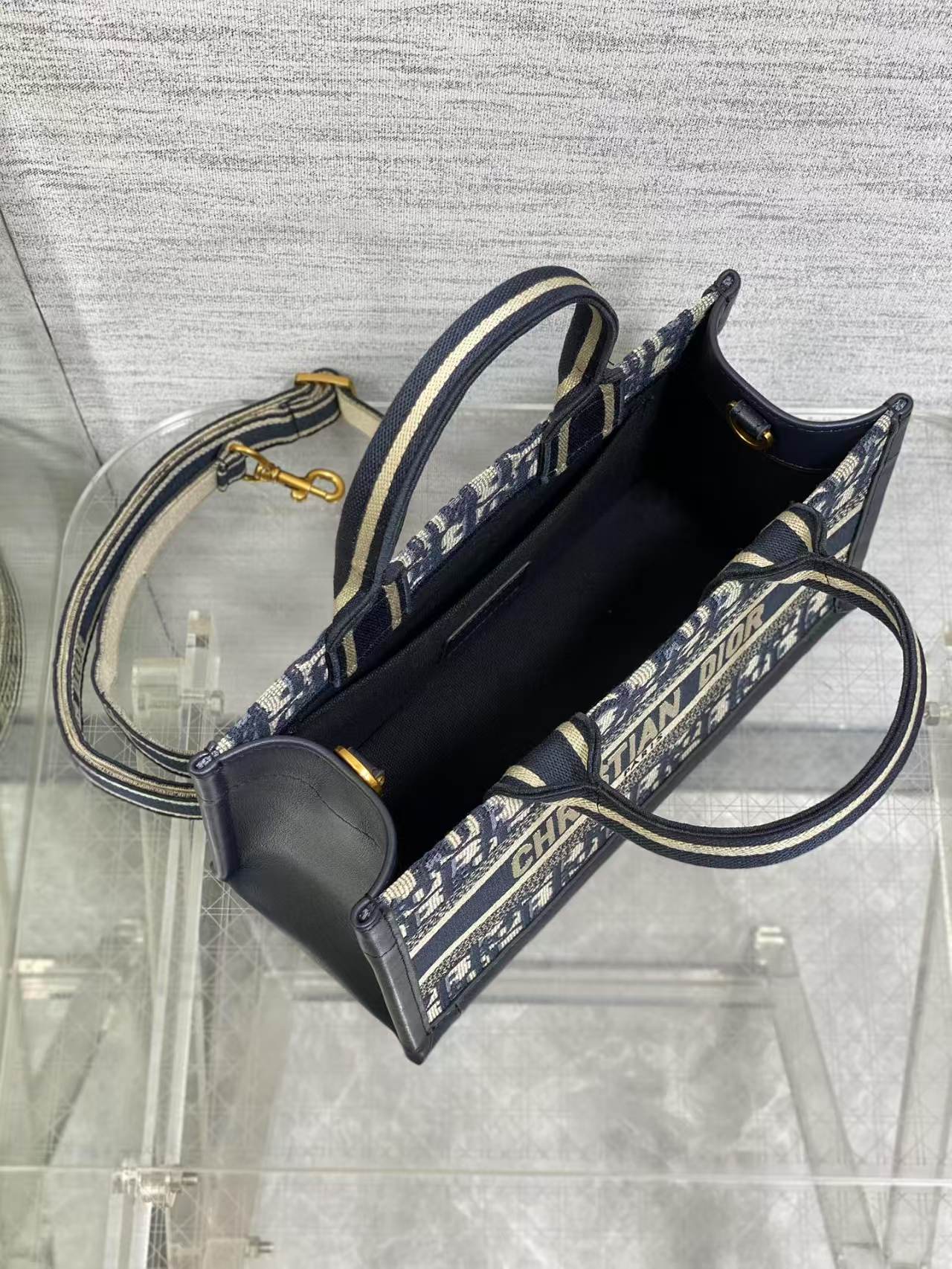 a1aebb7d74dfc317df883c0813ac4f04_1755176523_2079.jpeg a1aebb7d74dfc317df883c0813ac4f04_1755176523_2079.jpeg