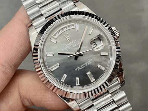 GM공장 롤렉스 데이데이트 그레이 MOP 다이얼 바게트다이아 화이트골드 40mm 228239