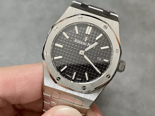 ZF공장 오데마피게 레이디 로얄오크 검판 다이얼 스틸 SS 브레이슬릿 33mm 여성용 67651