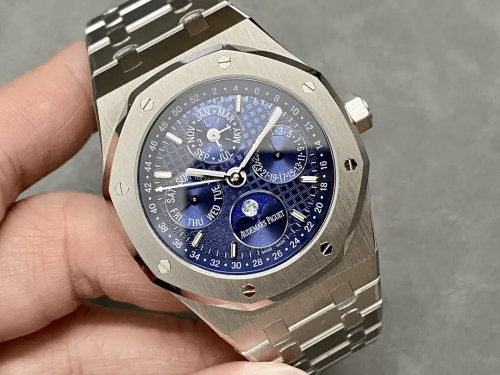 BBR 공장 오데마피게 로얄오크 퍼페츄얼 블루 다이얼 스틸 SS브레이슬릿 41mm 26574