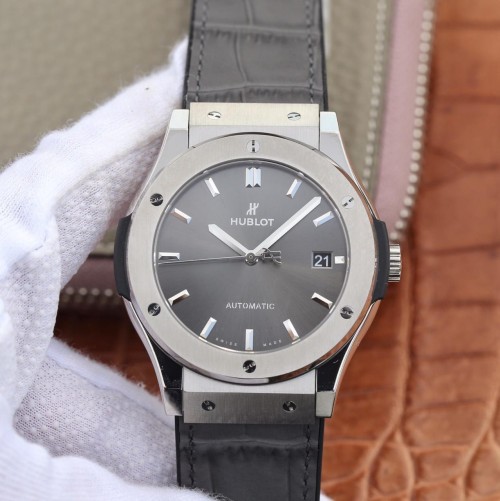 WWF공장 위블로 클래식퓨전 티타늄 그레이 511.NX.7071.LR