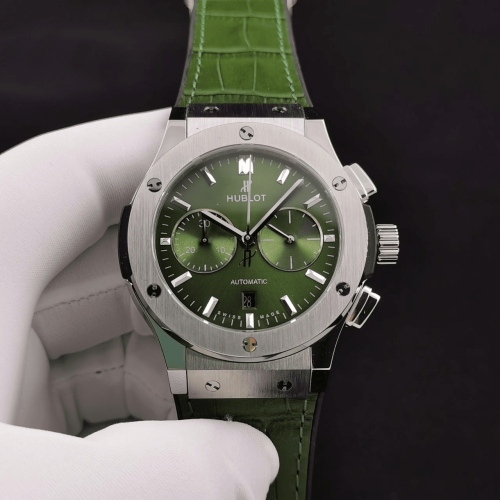 HB공장 위블로 클래식 퓨전 티타늄 그린 선레이 다이얼 521.NX.8970.LR