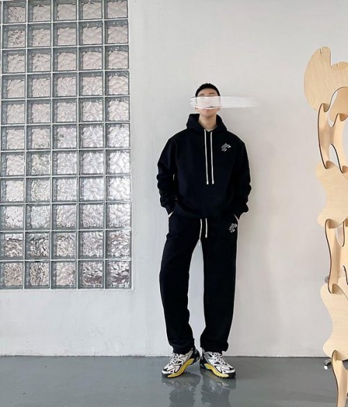 루이비통 lv 브로치 후드 트레이닝 셋업