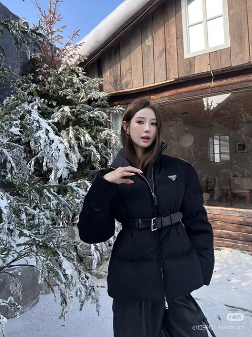 프라다 프란넬 다운 자켓