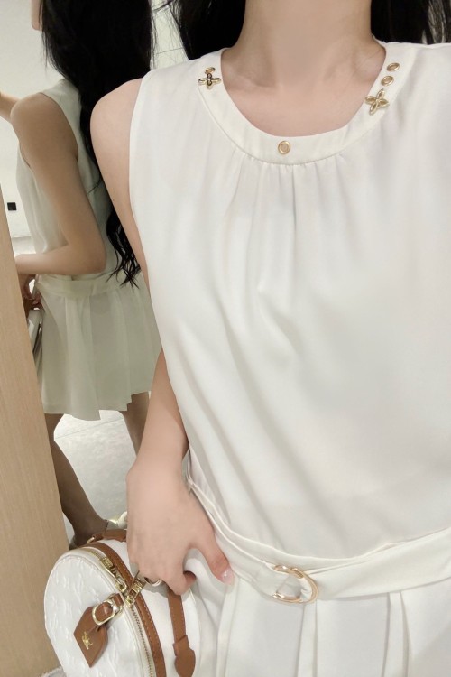 루이비통 24SS 신상 라운드 포인트 드레스 화이트