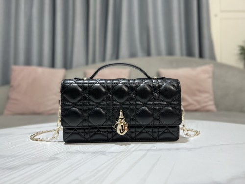 [지수 PICK] 디올 MISS DIOR 미니백