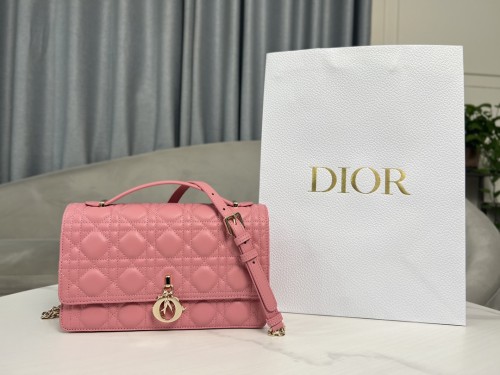[고민시 PICK] 디올 MISS DIOR 탑 핸들 백 핑크