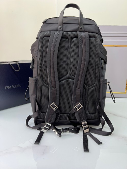 프라다 남여공용 백팩 2VZ090